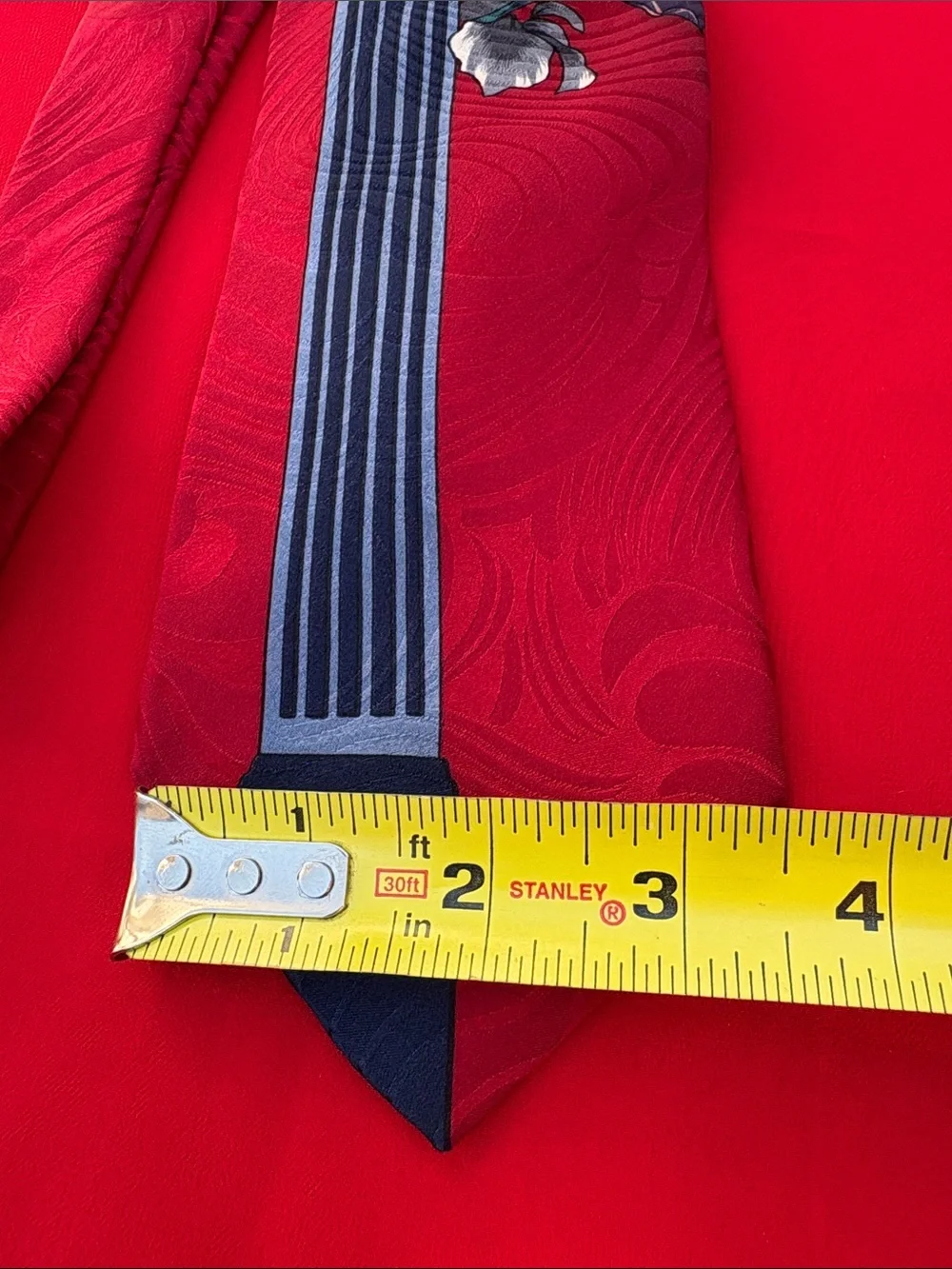 Valentino Paris vintage silk tie!!